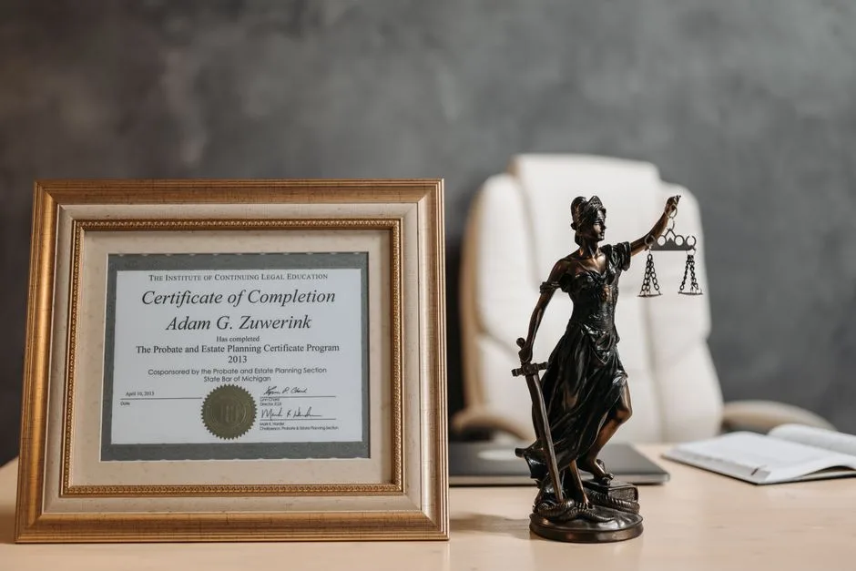 Employment law services in Canada